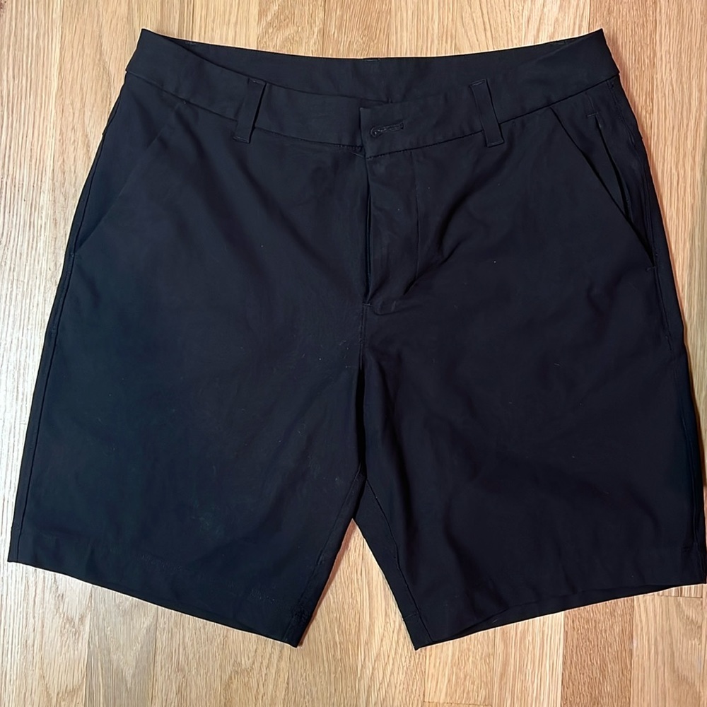 Lululemon Commission Classic-Fit men’s shorts size 31 black